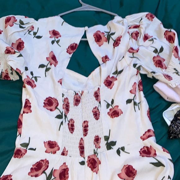 white floral dress - Picture 2 of 2